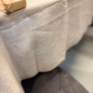 Tafelkleed créme 220 x 170 cm 100 % linnen