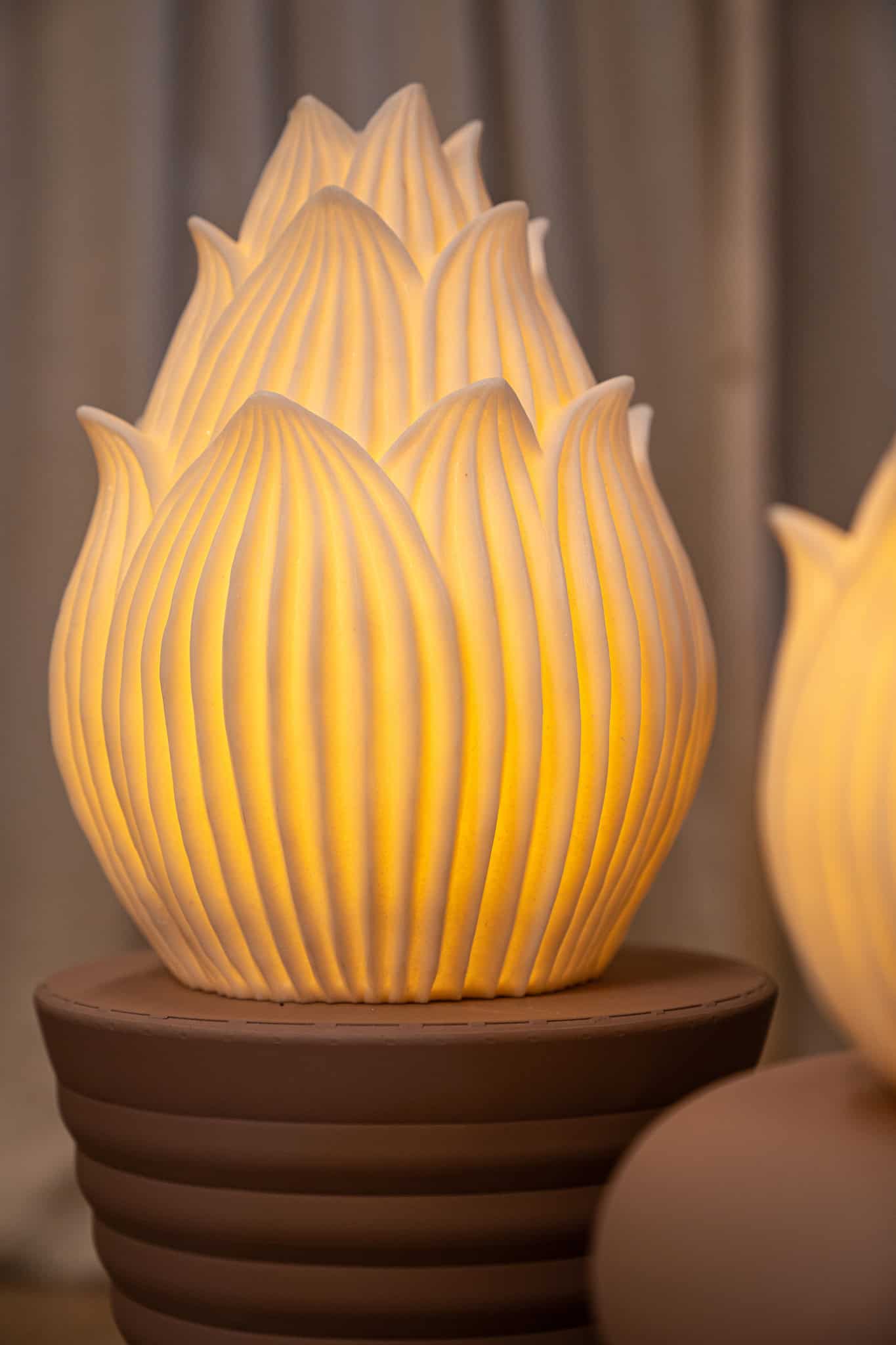 PTMD Aveda Wit Lotus hoog LED-lamp oplaadbaar - Afbeelding 4