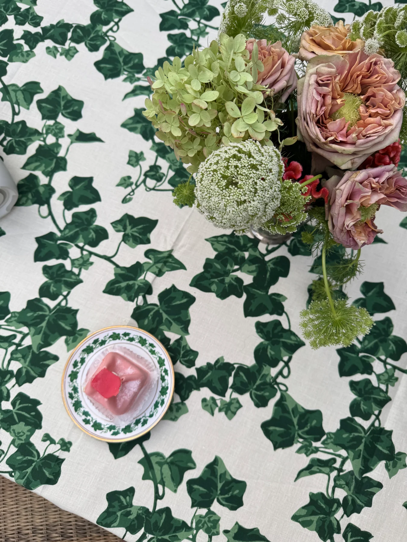 Club Carlotta - Maisie tafelkleed groen Ivy 350x150 cm - Afbeelding 2